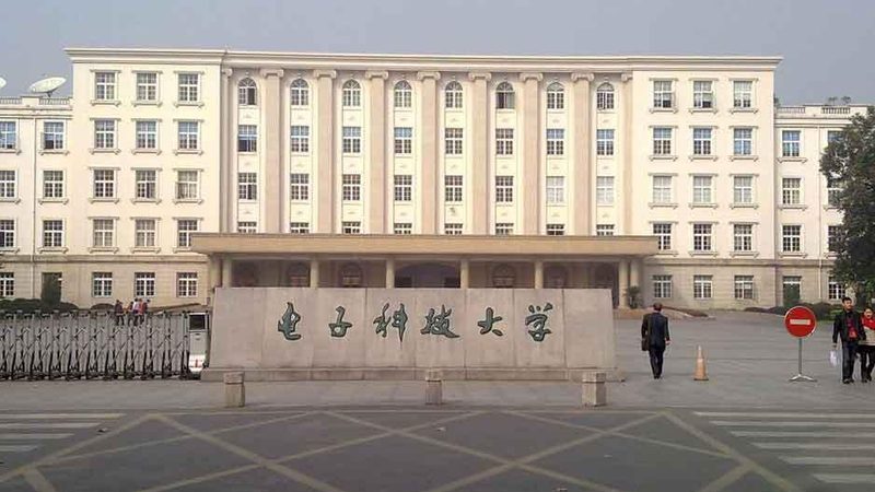 深圳电子代工PCBA加工厂的崛起：揭秘PCBA加工的核心要素
