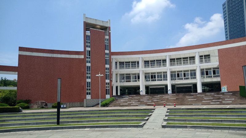 肖特基二极管：揭秘其规格参数背后的技术奥秘**